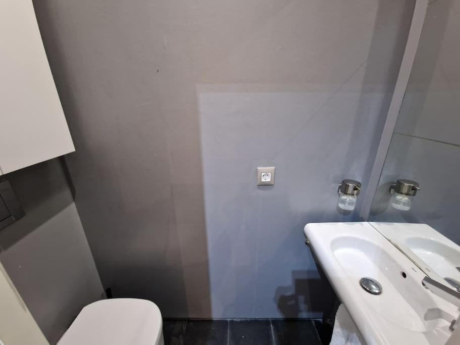 Exclusivo Apartamento De Diseno Centro Sevilla Matahacas Bajo المظهر الخارجي الصورة